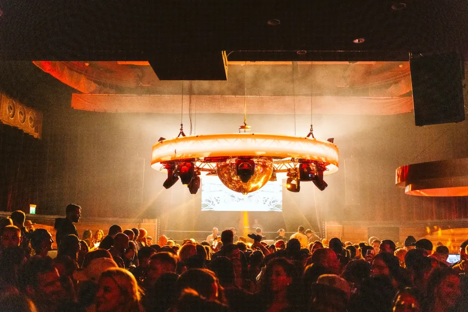 No Diggity // Kaufleuten // 17 Jan 2025 Foto 54