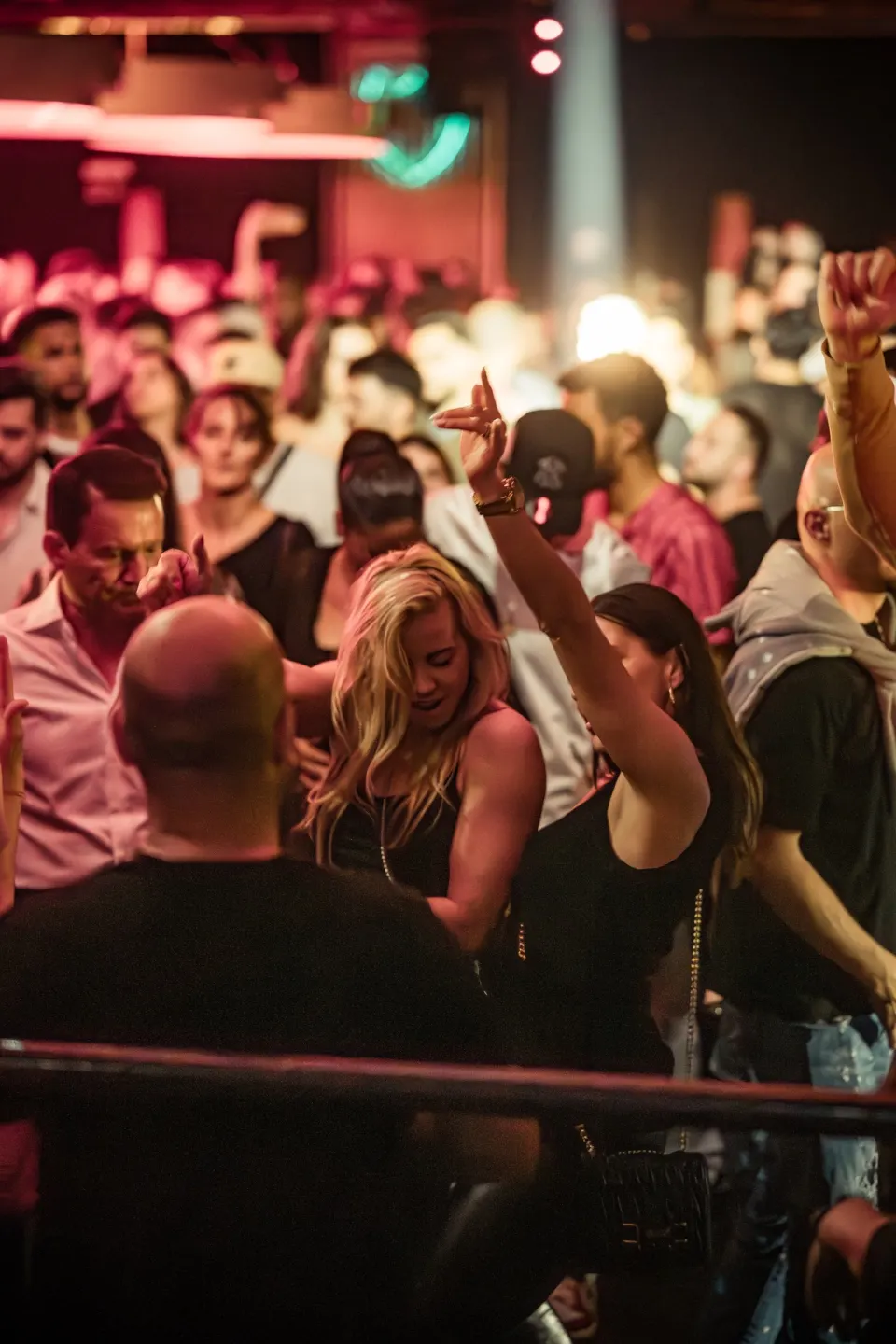 No Diggity // Kaufleuten // 19 April 2025 Foto 4