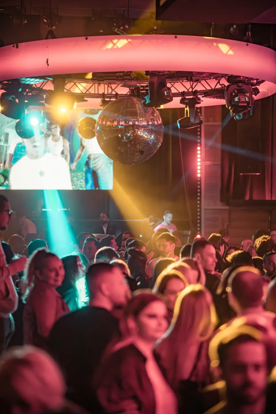 No Diggity // Kaufleuten // 19 April 2025 Foto 5