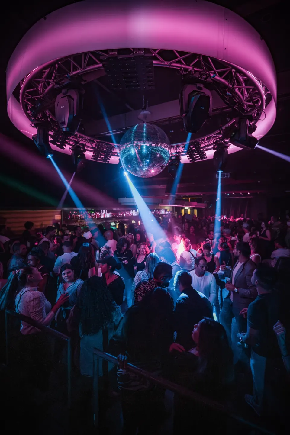 No Diggity // Kaufleuten // 10 Oct 2025 Foto 33