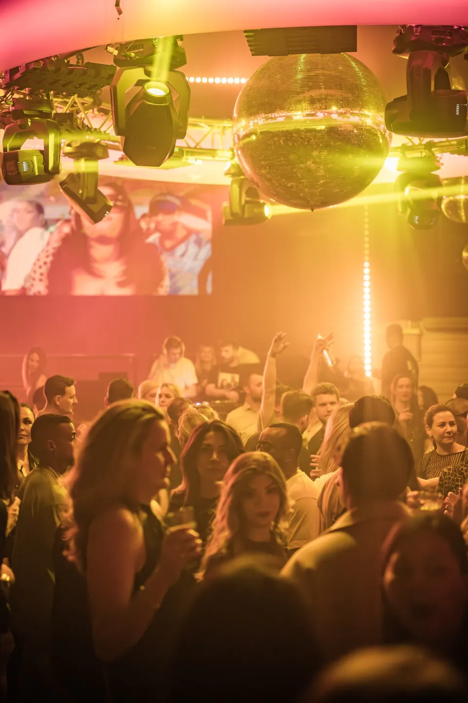 No Diggity // Kaufleuten // 12 Dec 2025 Foto 24